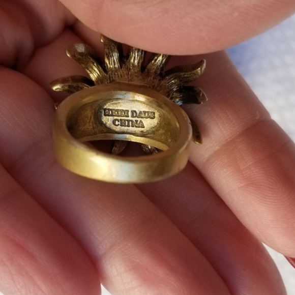 **HEIDI DAUS**  CHOCOLATE  "SUBLIME STAR" COLLECTORS RING **DICOUNTED SHIPPING** - Picture 11 of 12